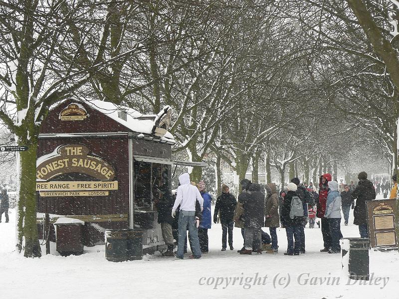 Good business, Snow, Greenwich Park P1070243.JPG